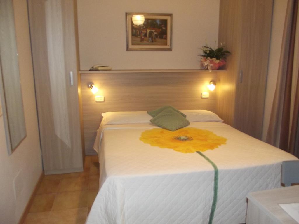 Hotel Piccadilly Montecatini Terme Exterior photo
