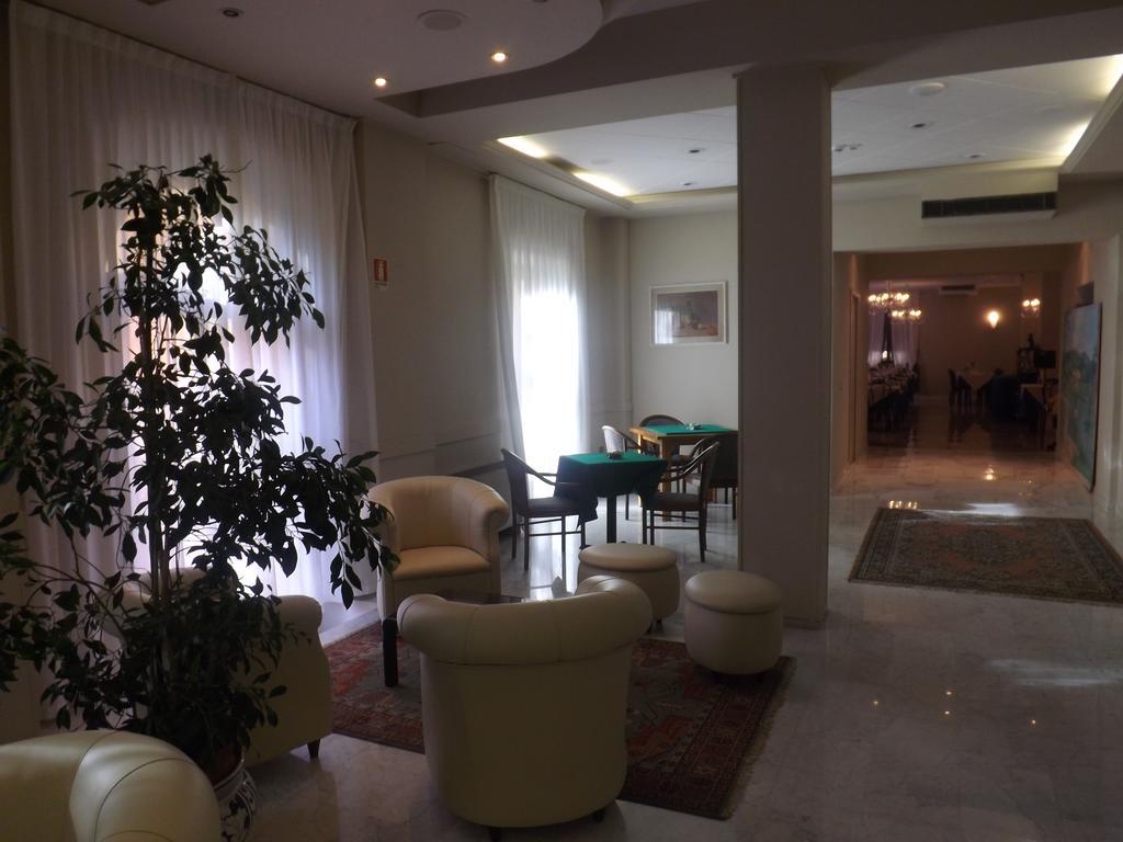 Hotel Piccadilly Montecatini Terme Exterior photo