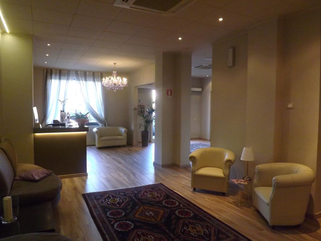 Hotel Piccadilly Montecatini Terme Exterior photo