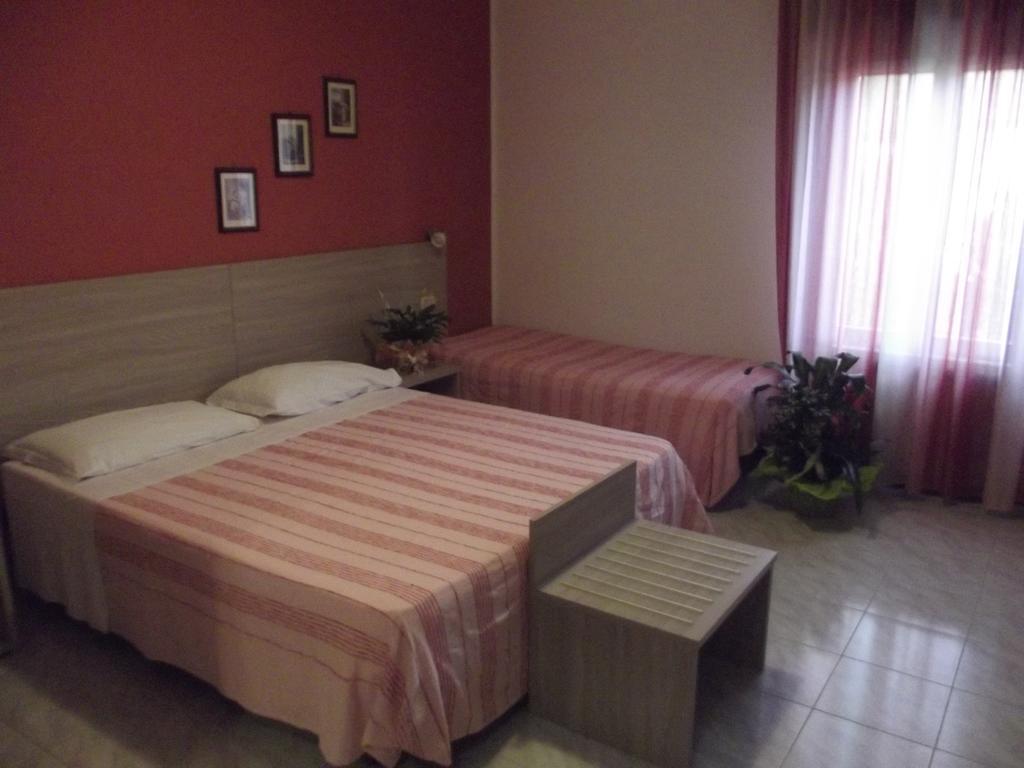 Hotel Piccadilly Montecatini Terme Exterior photo